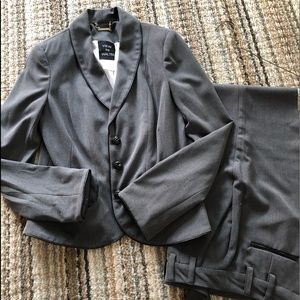 High quality women’s pant suit
